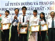 Bóng đá anh, ngoại hạng anh, lịch thi đấu euro 2012, Vinh danh “những cánh chim đầu đàn” môn Sử